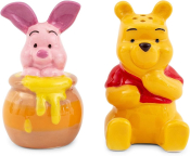Winnie the Pooh- Pooh & Piglet Salt & Pepper Shaker Set